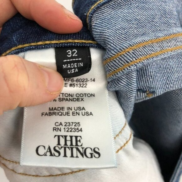 The Castings Aritzia raw  hem denim shorts 32 - Picture 5 of 13